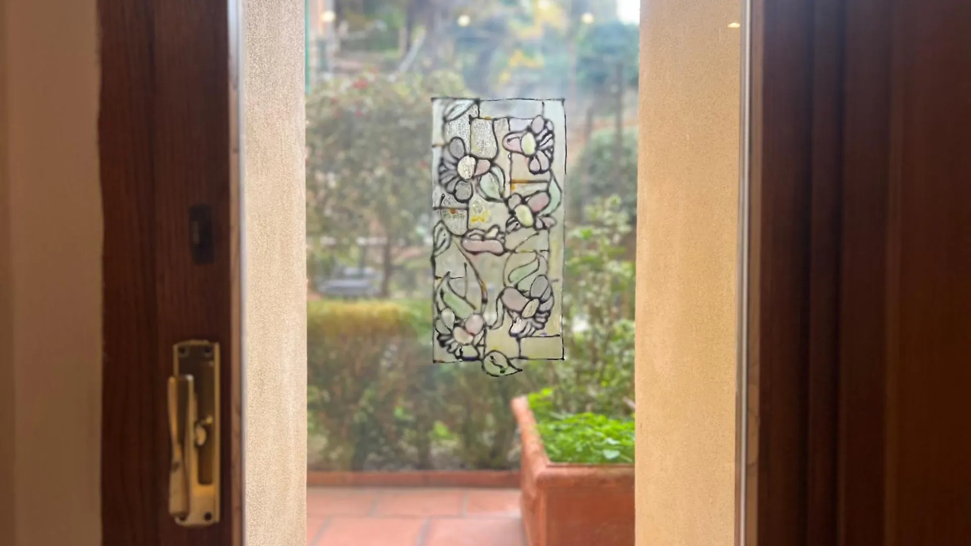 Regis Condo Siena