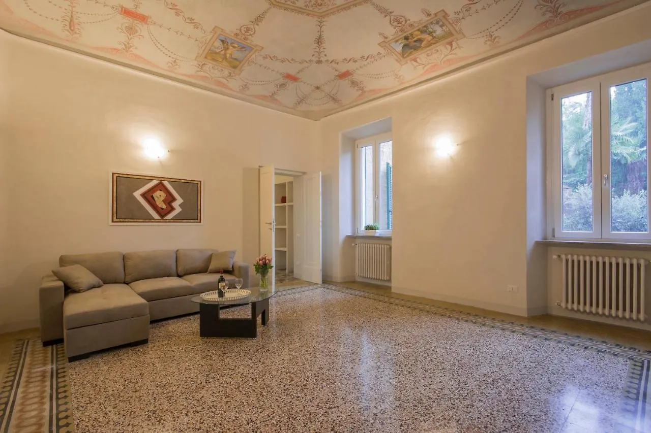 Aparthotel Regis Condo Siena