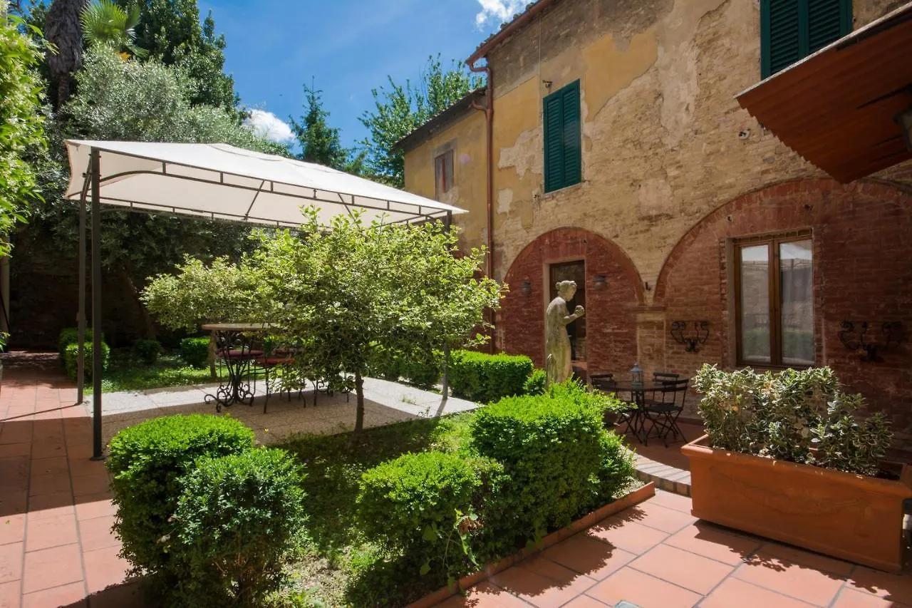 Regis Condo Siena Italy