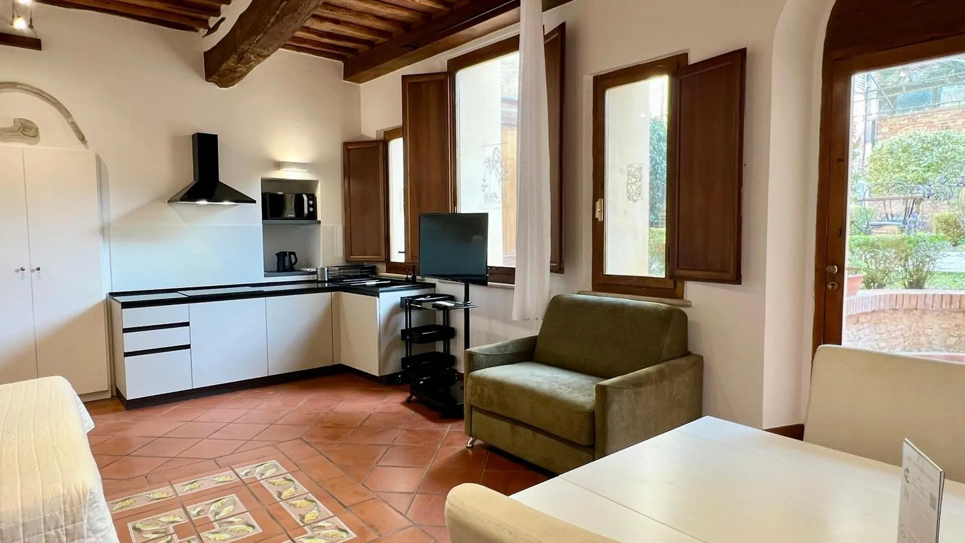 Regis Condo Siena Italien
