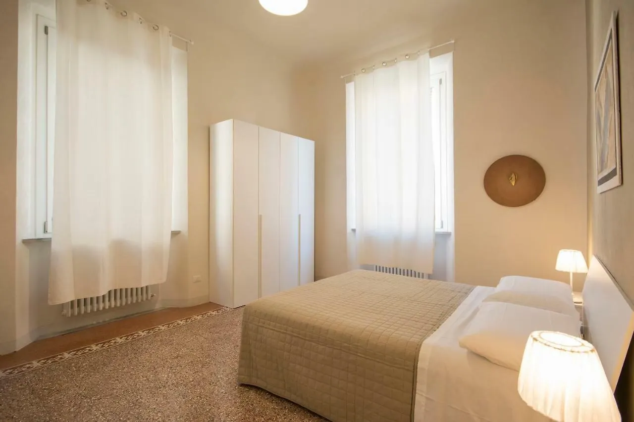 Aparthotel Regis Condo Siena