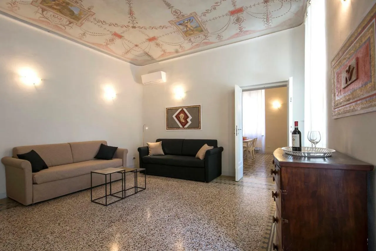 Regis Condo Siena